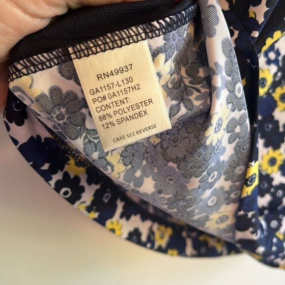 EXCELLENT CONDITION SMALL TAIL 1/4 ZIP SHORT-SLEEVED POLYESTER STRETCH GOLF TOP - Picture 6 of 7